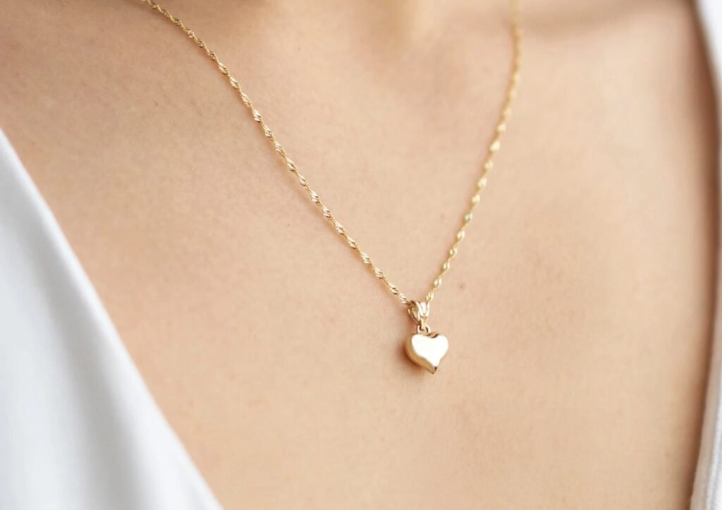 3D hard gold neckalce