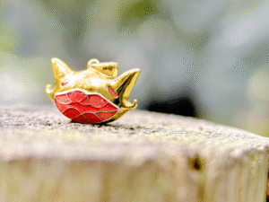 3D Hard Gold Pendant Enamel Jewelry