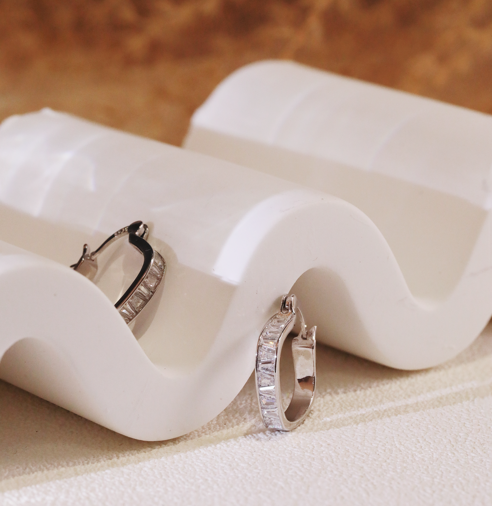 Zircon Inlaid Circular Earrings 925 Sterling Silver Jewelry