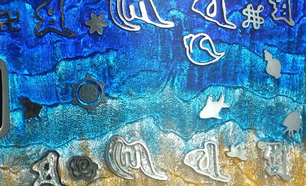 Details of the enamel bracelet enamel jewelry